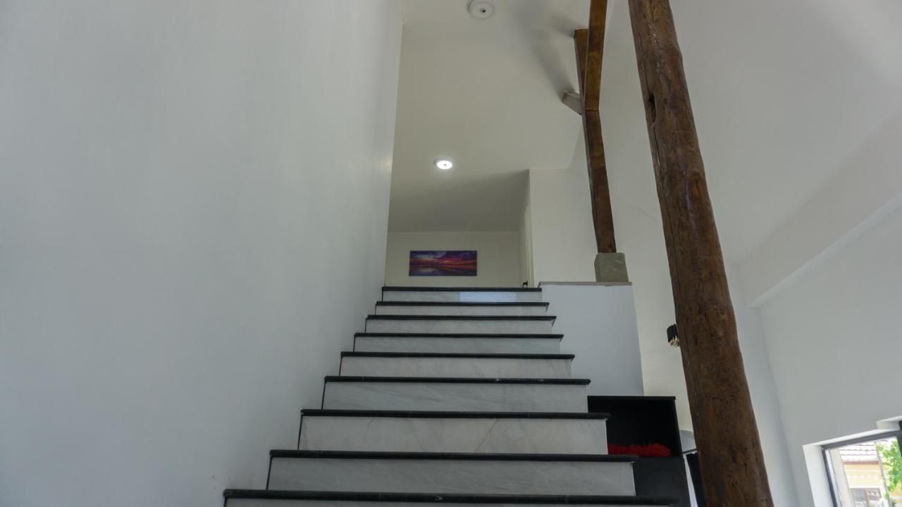 Casuta Din Drumul Muntelui Dragus Extérieur photo